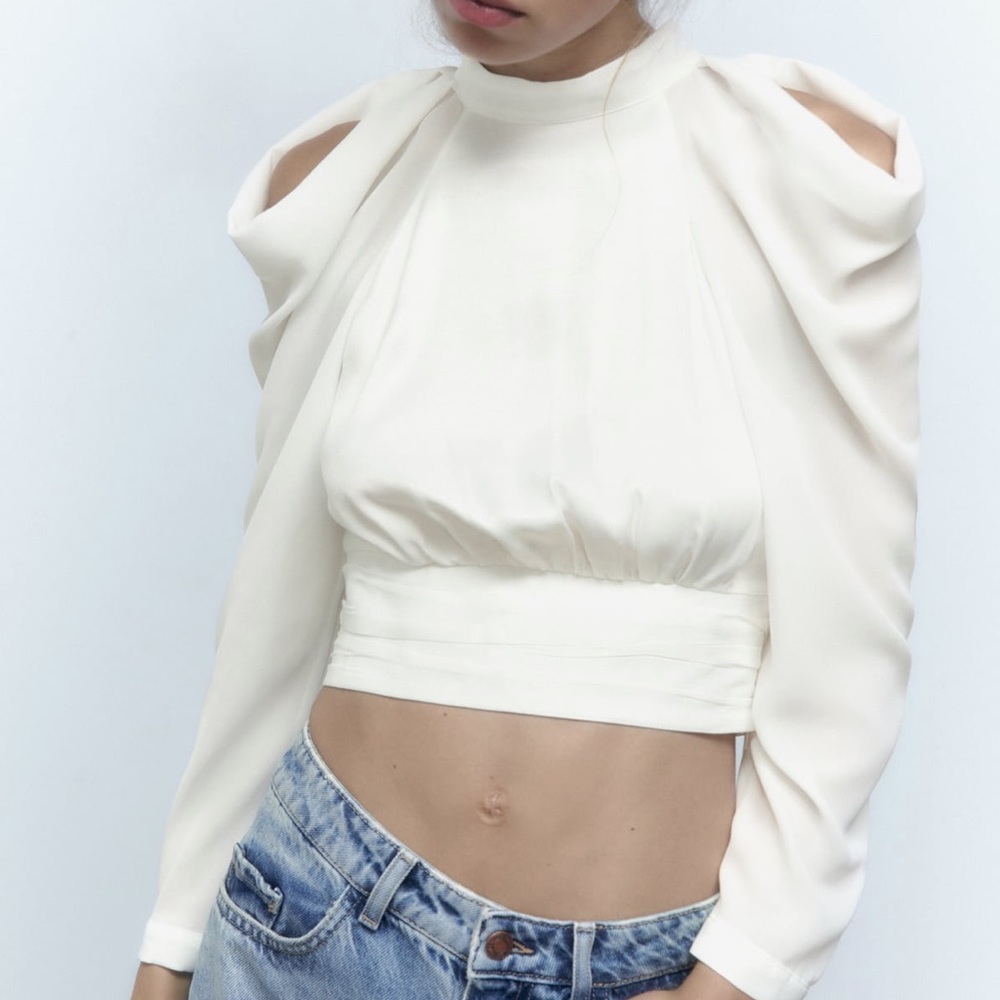 ZARA blouse with openings at shoulders - Picture 2 of 12